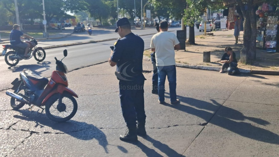 CHOQUE LEVE CAUSÓ UN CAOS EN EL ACCESO A LA TERMINAL DE ÓMNIBUS
